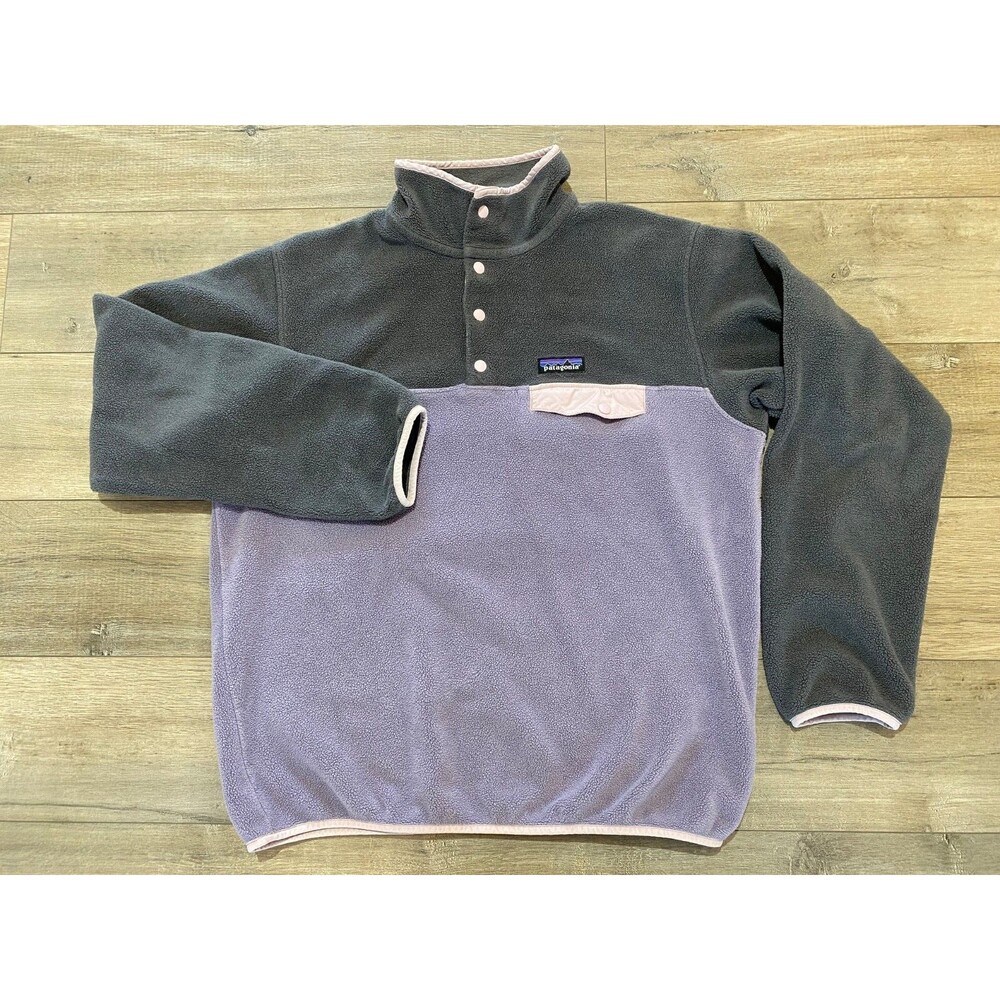Patagonia Two-Tone Gray and Lavender Fleece Snap-T Pullover